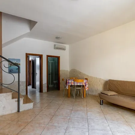 Holiday home Villino Baia